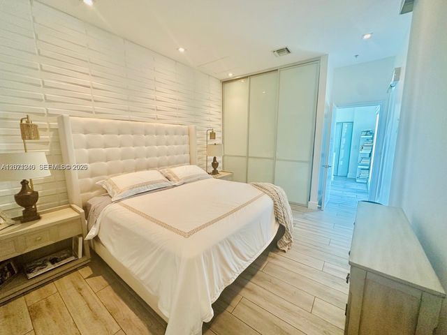1150 98th Street 10, Bay Harbor Islands, FL 33154