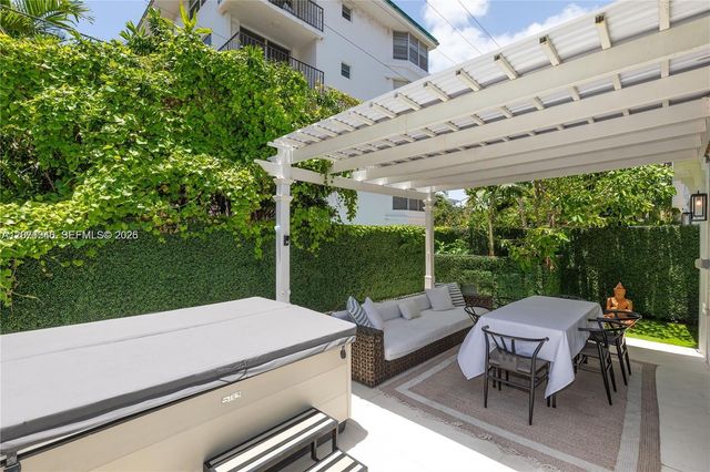 1150 98th Street 10, Bay Harbor Islands, FL 33154