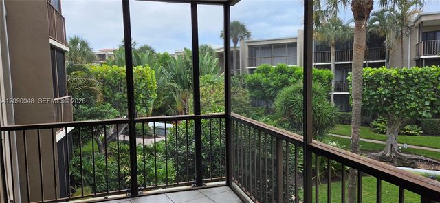 3605 S Ocean Boulevard 210, South Palm Beach, FL 33480