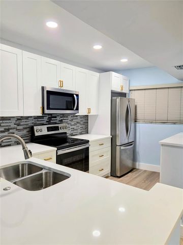 3605 S Ocean Boulevard 210, South Palm Beach, FL 33480