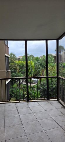 3605 S Ocean Boulevard 210, South Palm Beach, FL 33480
