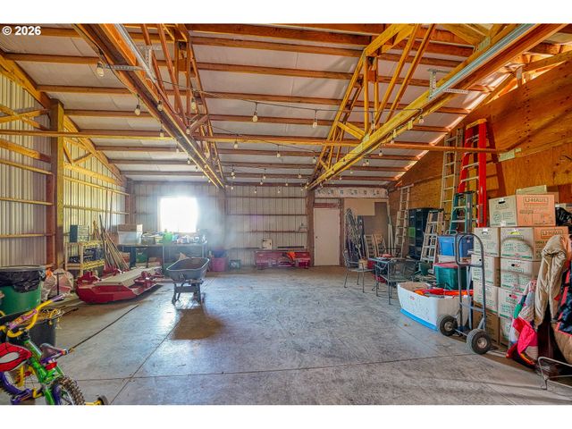 8300 Ne QUARRY Rd, La Center, WA 98629