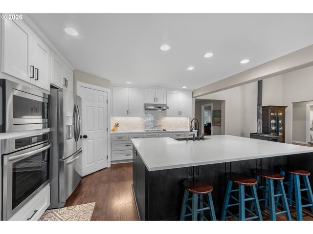 8300 Ne QUARRY Rd, La Center, WA 98629