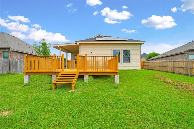 710 Woodcrest Drive, Ennis, TX 75119