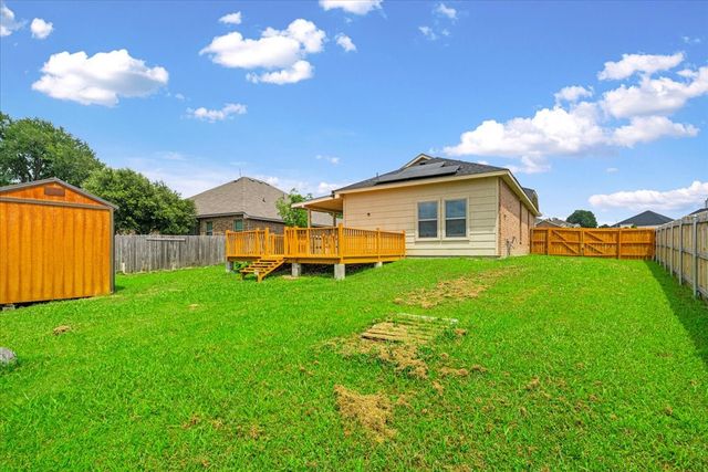 710 Woodcrest Drive, Ennis, TX 75119