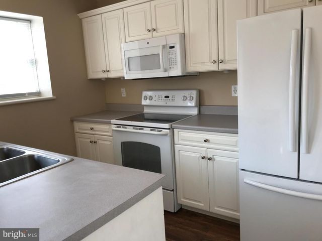 1047 BETSY ROSS CT, Harrisonburg, VA 22802