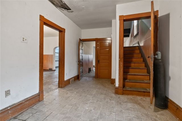 138 S 5th St, Duquesne, PA 15110