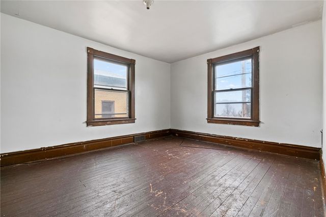 138 S 5th St, Duquesne, PA 15110