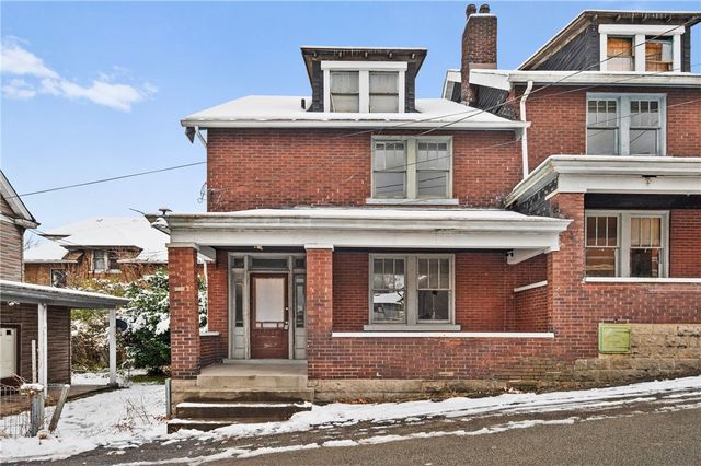 138 S 5th St, Duquesne, PA 15110