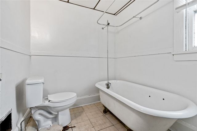 138 S 5th St, Duquesne, PA 15110