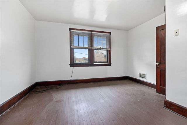 138 S 5th St, Duquesne, PA 15110