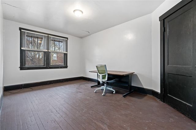 138 S 5th St, Duquesne, PA 15110