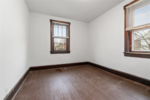 138 S 5th St, Duquesne, PA 15110