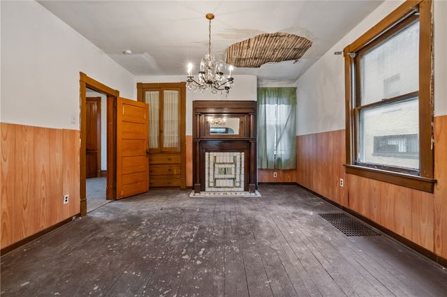 138 S 5th St, Duquesne, PA 15110