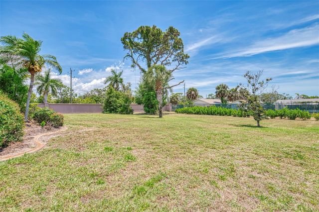 900 PARK PLACE DRIVE, Englewood, FL 34223