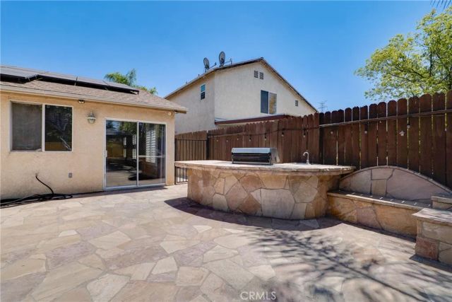 12229 Canyon Hill, Sylmar, CA 91342