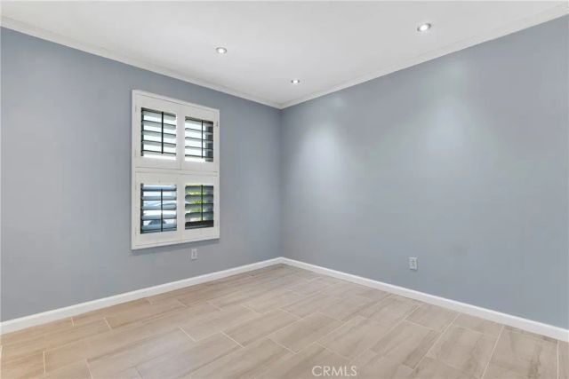 12229 Canyon Hill, Sylmar, CA 91342