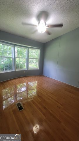 174 Luther Circle, Villa Rica, GA 30180