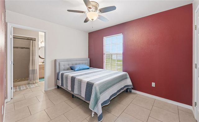 5076 Wildwood Lane, Robstown, TX 78380