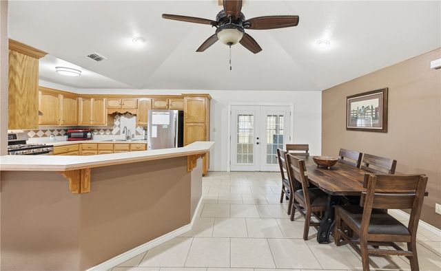 5076 Wildwood Lane, Robstown, TX 78380