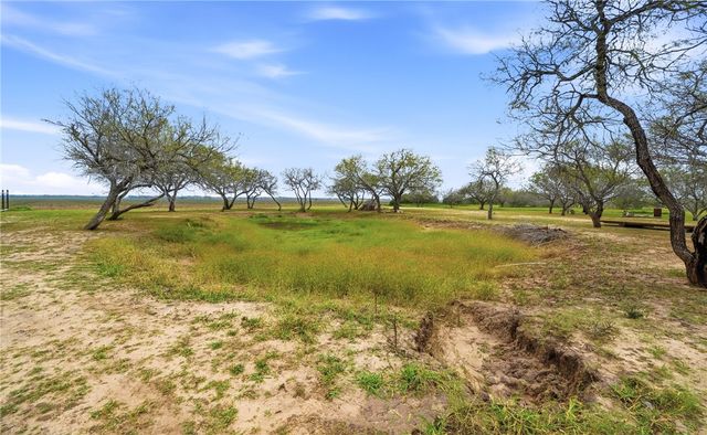 5076 Wildwood Lane, Robstown, TX 78380