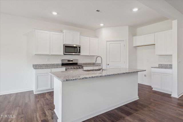 551 Fieldcrest Road, Blountville, TN 37617