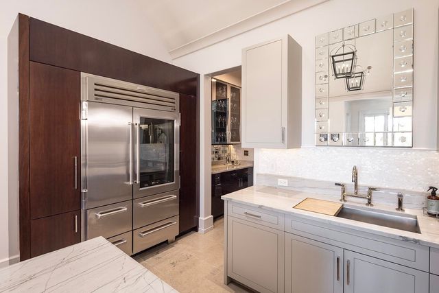 12 Runnymede Drive, North Hampton, NH 03862