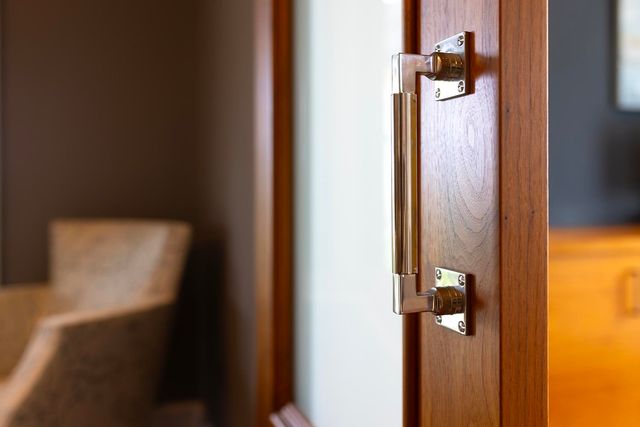 12 Runnymede Drive, North Hampton, NH 03862