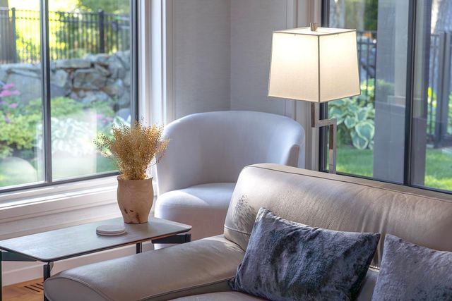 12 Runnymede Drive, North Hampton, NH 03862