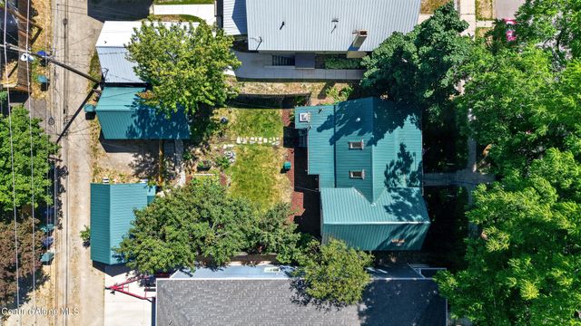 911 E Lakeside AVE, Coeur D'alene, ID 83814