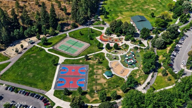 911 E Lakeside AVE, Coeur D'alene, ID 83814