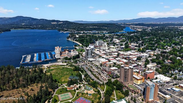 911 E Lakeside AVE, Coeur D'alene, ID 83814