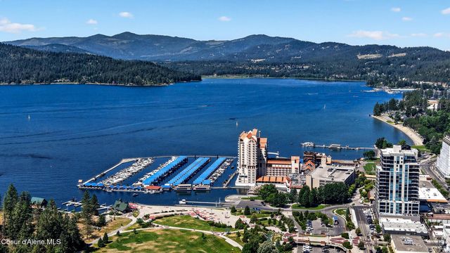 911 E Lakeside AVE, Coeur D'alene, ID 83814
