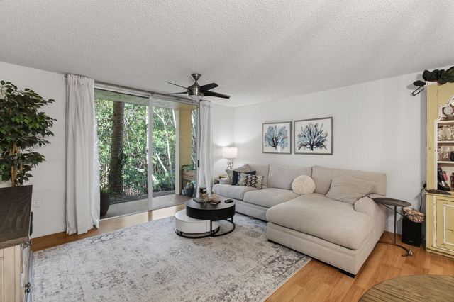 1100 Scotia Drive 104, Hypoluxo, FL 33462