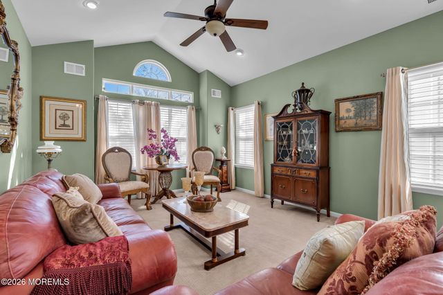 14 Tuscany Circle, Manchester, NJ 08759