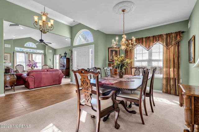 14 Tuscany Circle, Manchester, NJ 08759