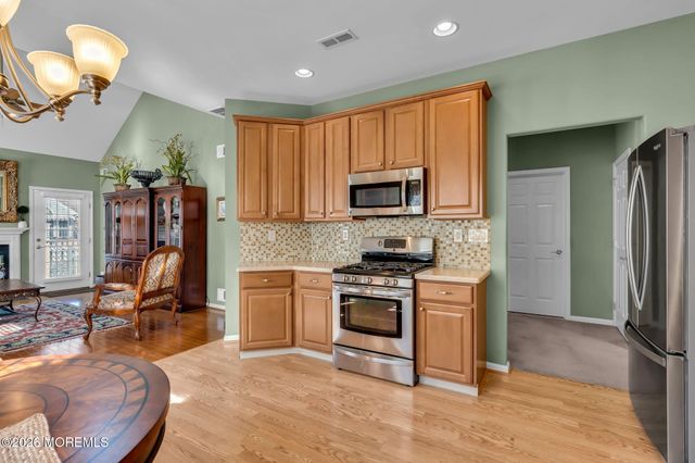 14 Tuscany Circle, Manchester, NJ 08759