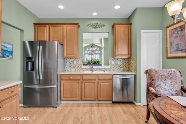 14 Tuscany Circle, Manchester, NJ 08759