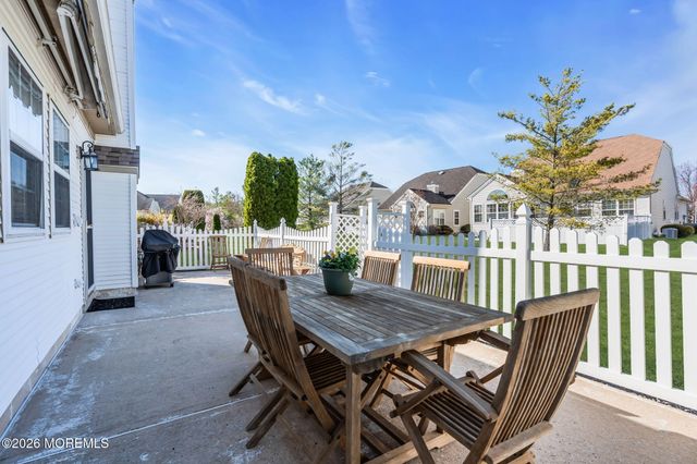 14 Tuscany Circle, Manchester, NJ 08759