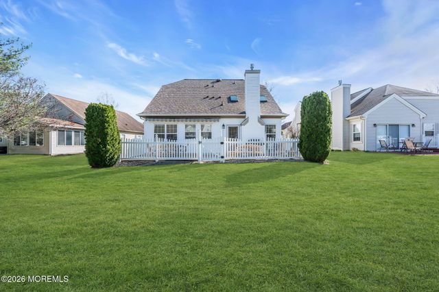 14 Tuscany Circle, Manchester, NJ 08759