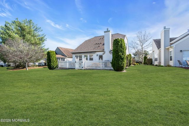 14 Tuscany Circle, Manchester, NJ 08759