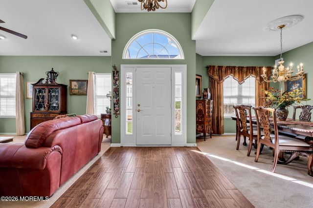 14 Tuscany Circle, Manchester, NJ 08759