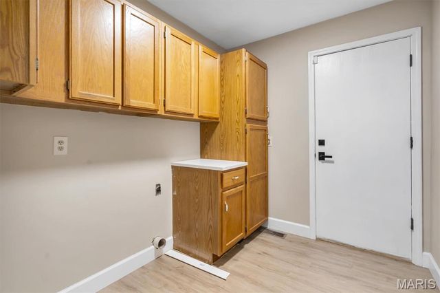 4731 McIlroy Drive, Mehlville, MO 63128