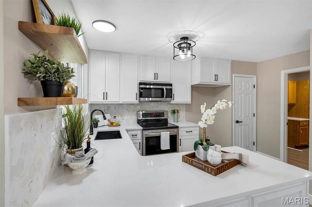 4731 McIlroy Drive, Mehlville, MO 63128
