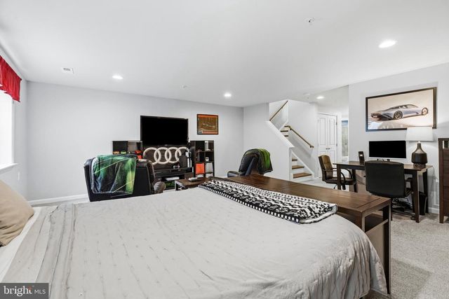 605 BLANDWOOD RD, Frederick, MD 21701