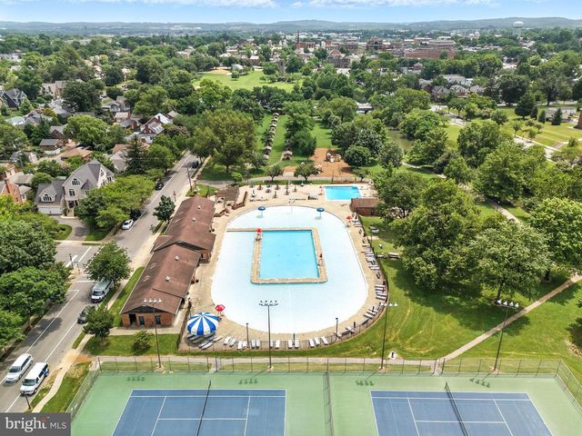 605 BLANDWOOD RD, Frederick, MD 21701