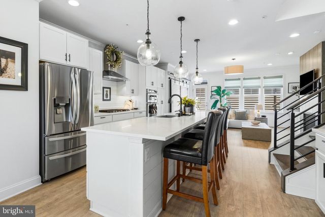 605 BLANDWOOD RD, Frederick, MD 21701