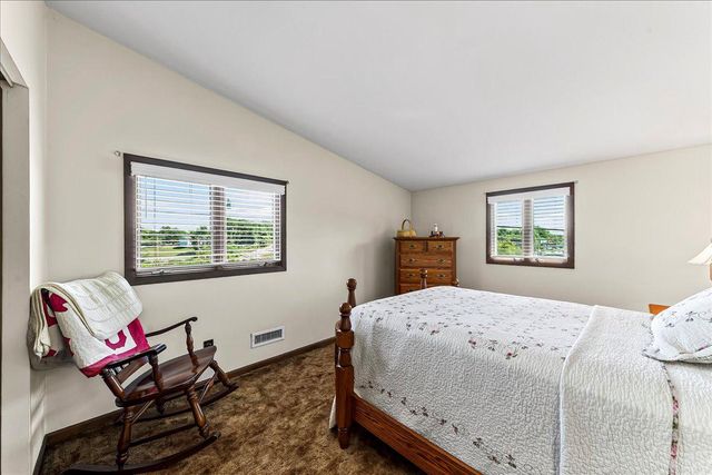 798 CAPRI CIR, Upper Chichester, PA 19061