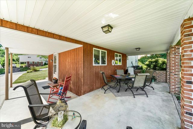 798 CAPRI CIR, Upper Chichester, PA 19061