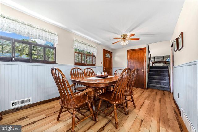 798 CAPRI CIR, Upper Chichester, PA 19061